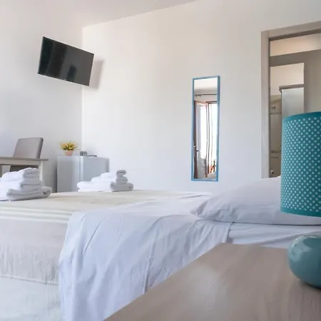 Konukevi Marirosa 3*